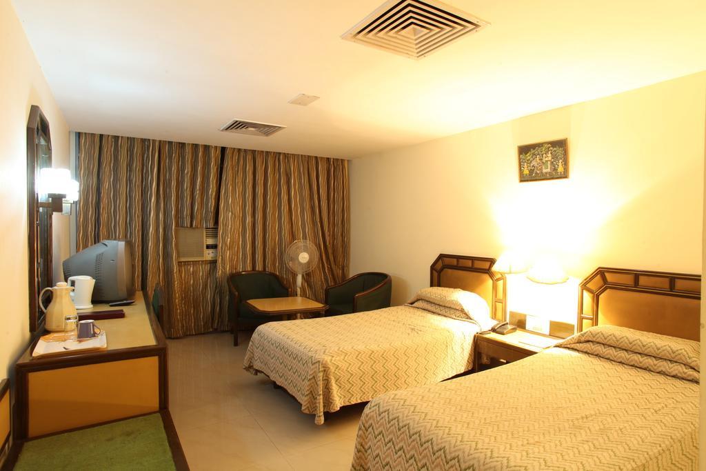 Hotel Jammu Ashok Cameră foto